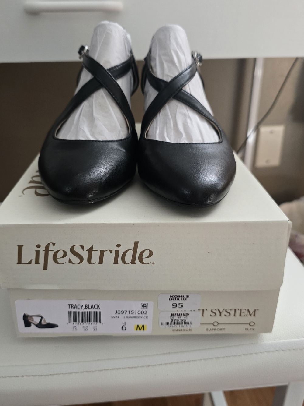 Life Stride Tracy Black Women's Cross-Strap Dress Shoes